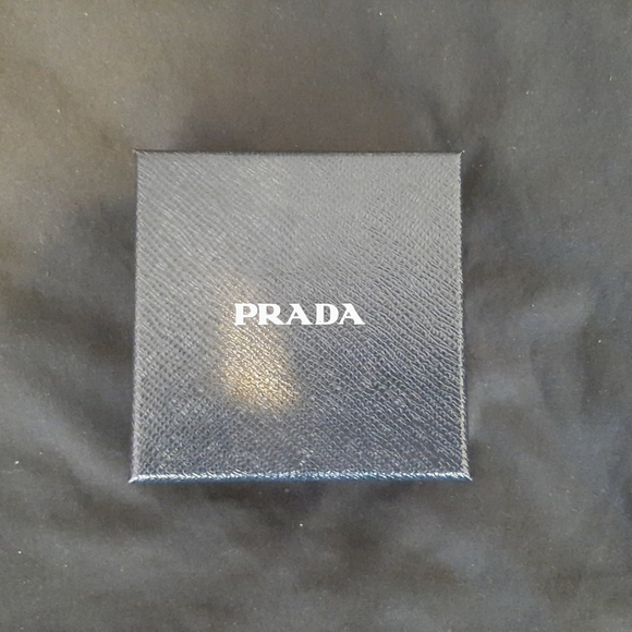Prada leather letter keychain - Picture 4 of 4